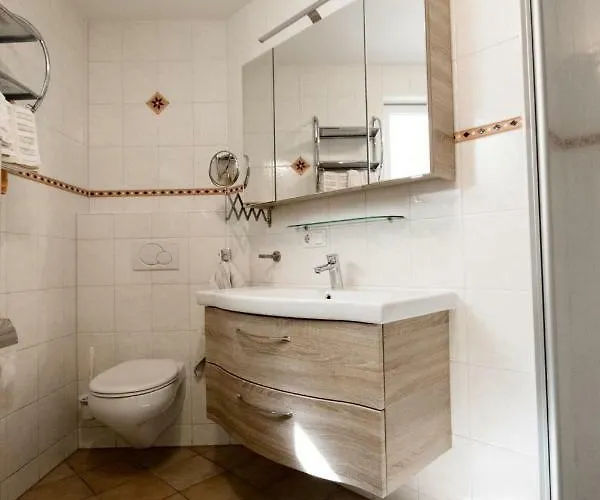 بيت ضيافة Ober 4*